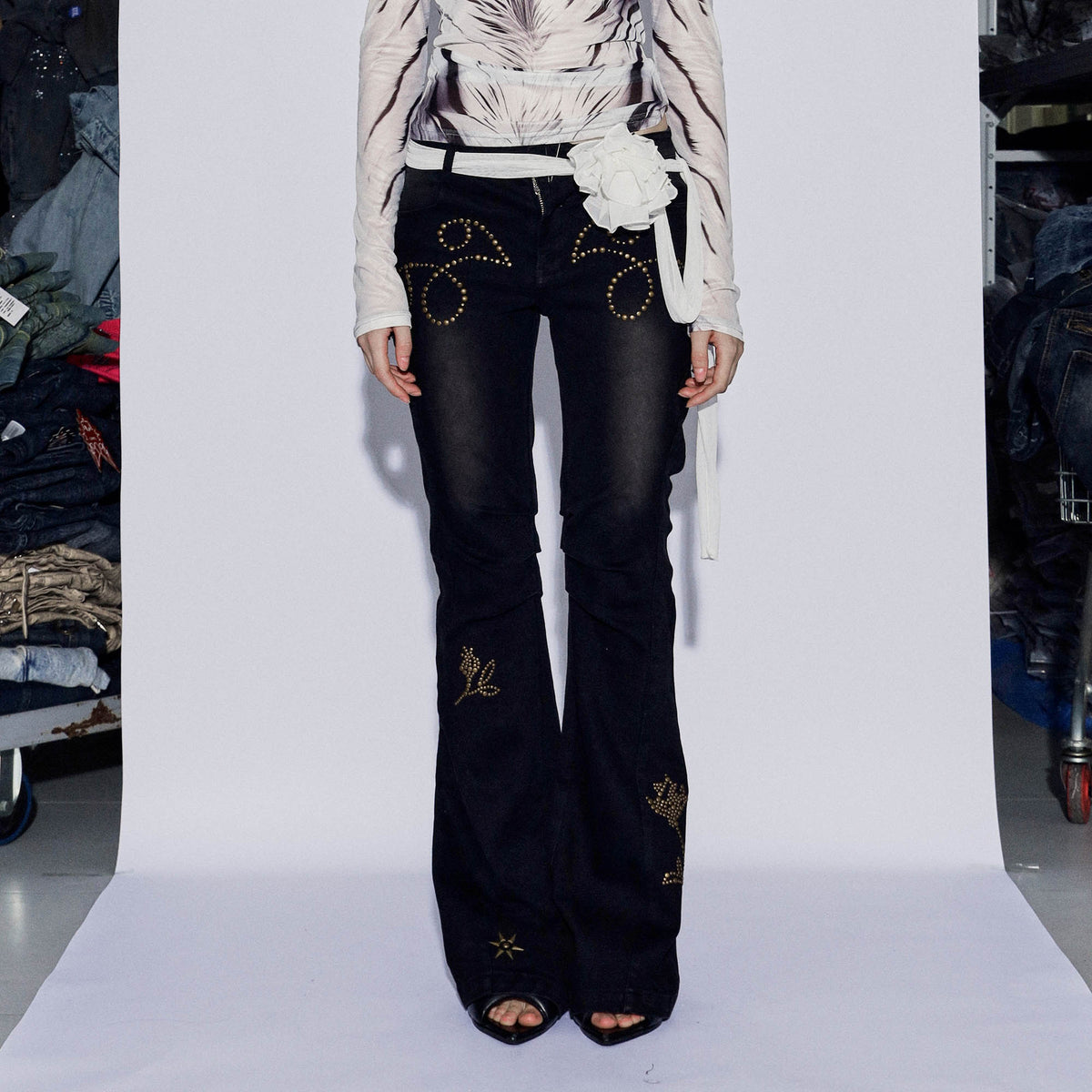 DND4DESxFaychui Rose Studded Low-Rise Flared Jeans