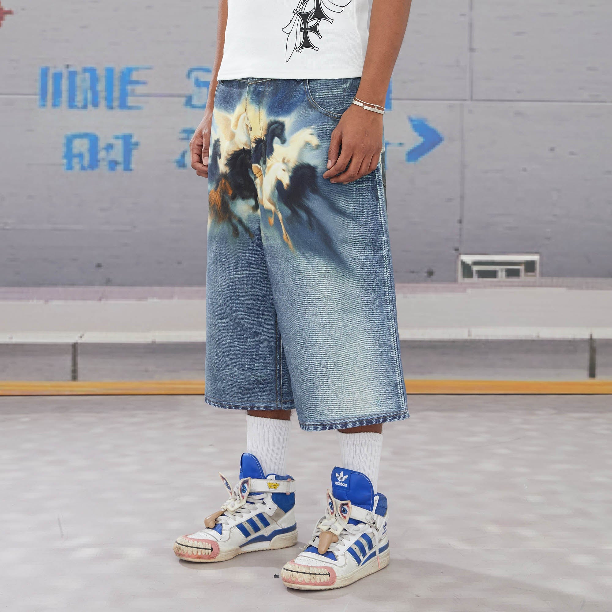DND4DES Horse Graphics Washed Bermuda Denim Shorts