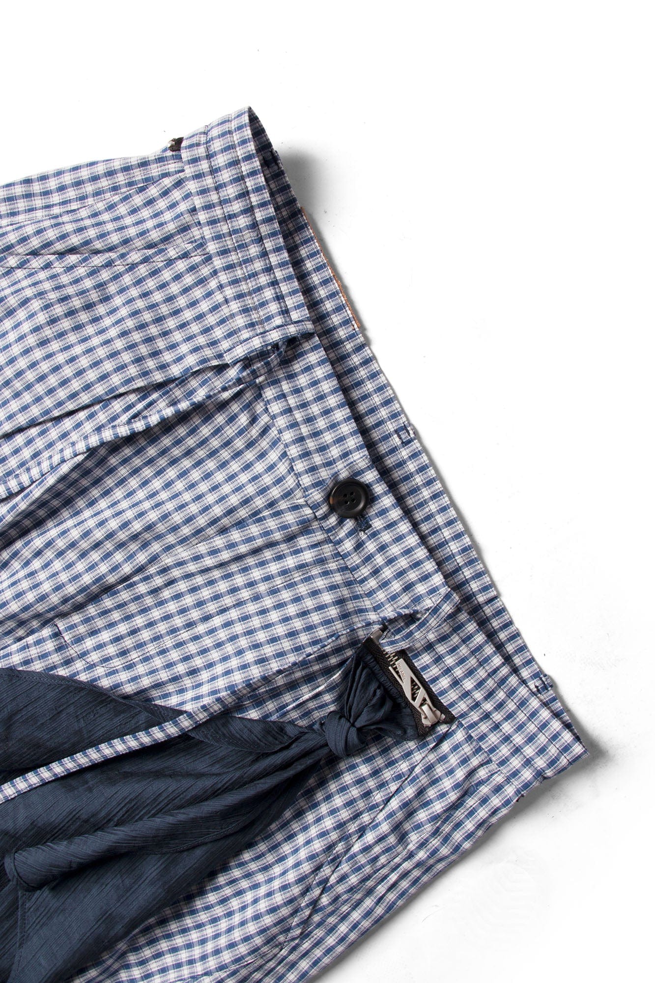 RELABEL Detachable Scarf Grid Pleated Pants