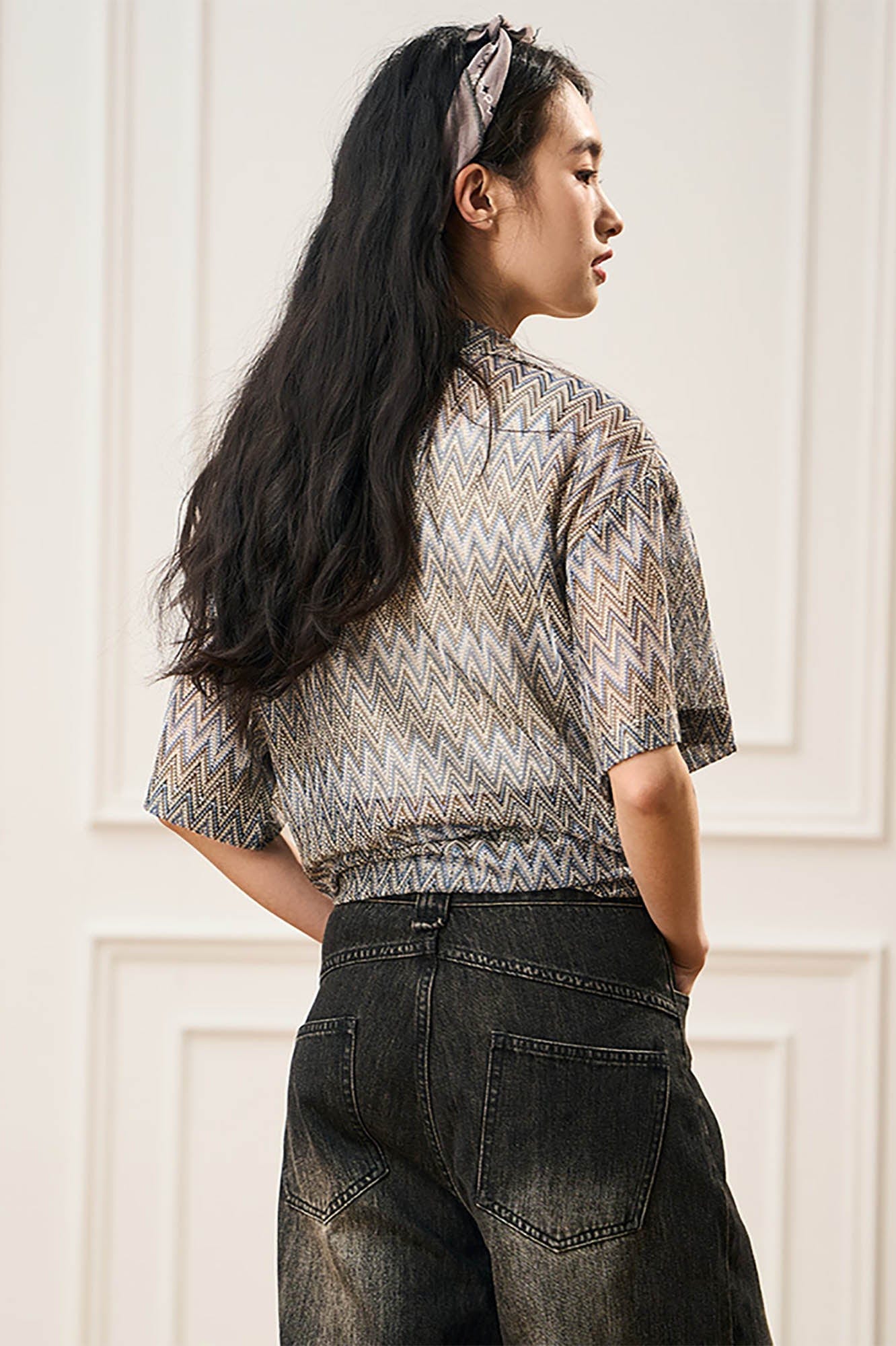 EPIC POETRY Geometric Ripple Knitted Half Shirt Sandstone