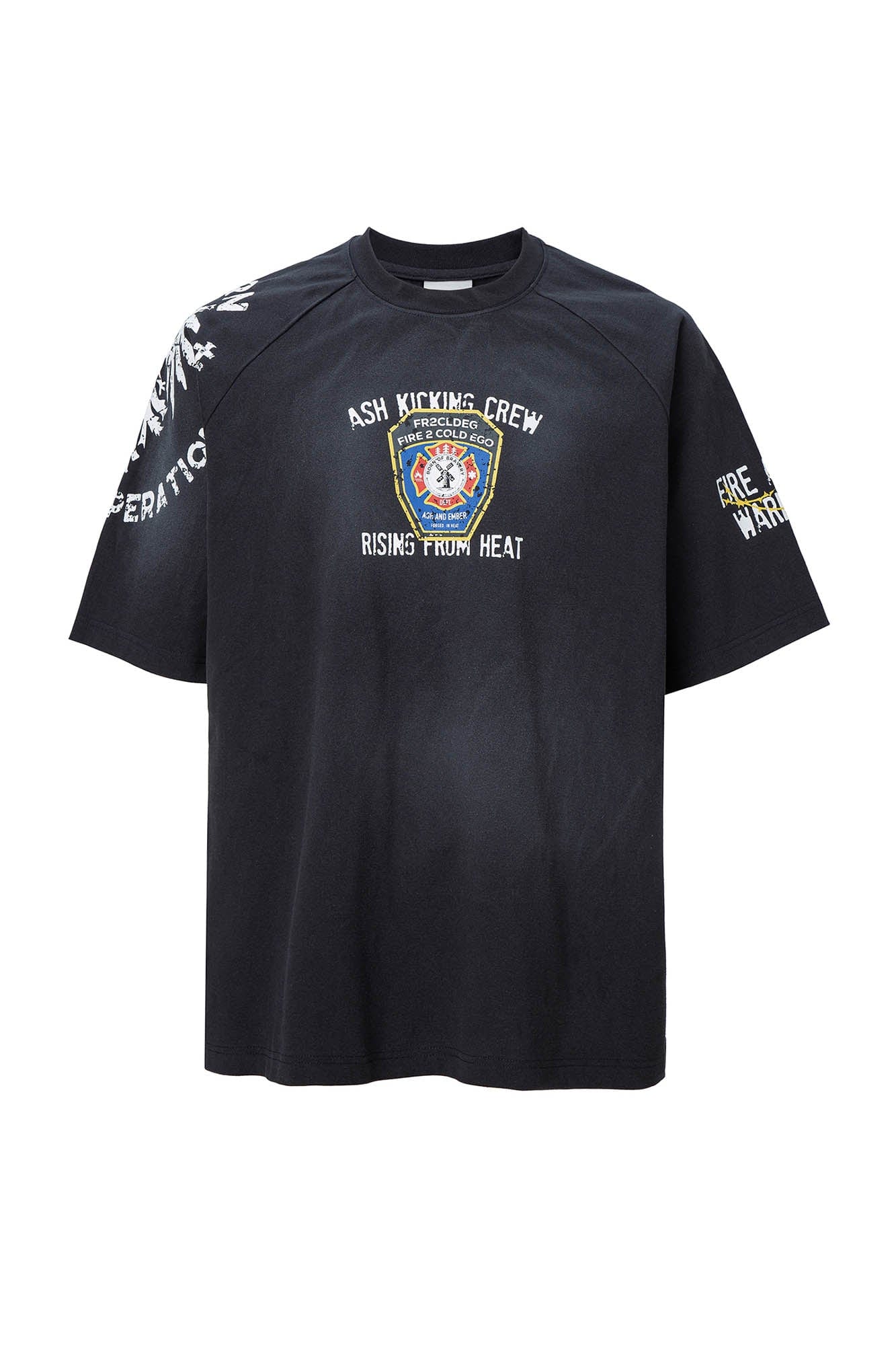 F2CE Distressed Badge Graphic Raglan T-Shirt