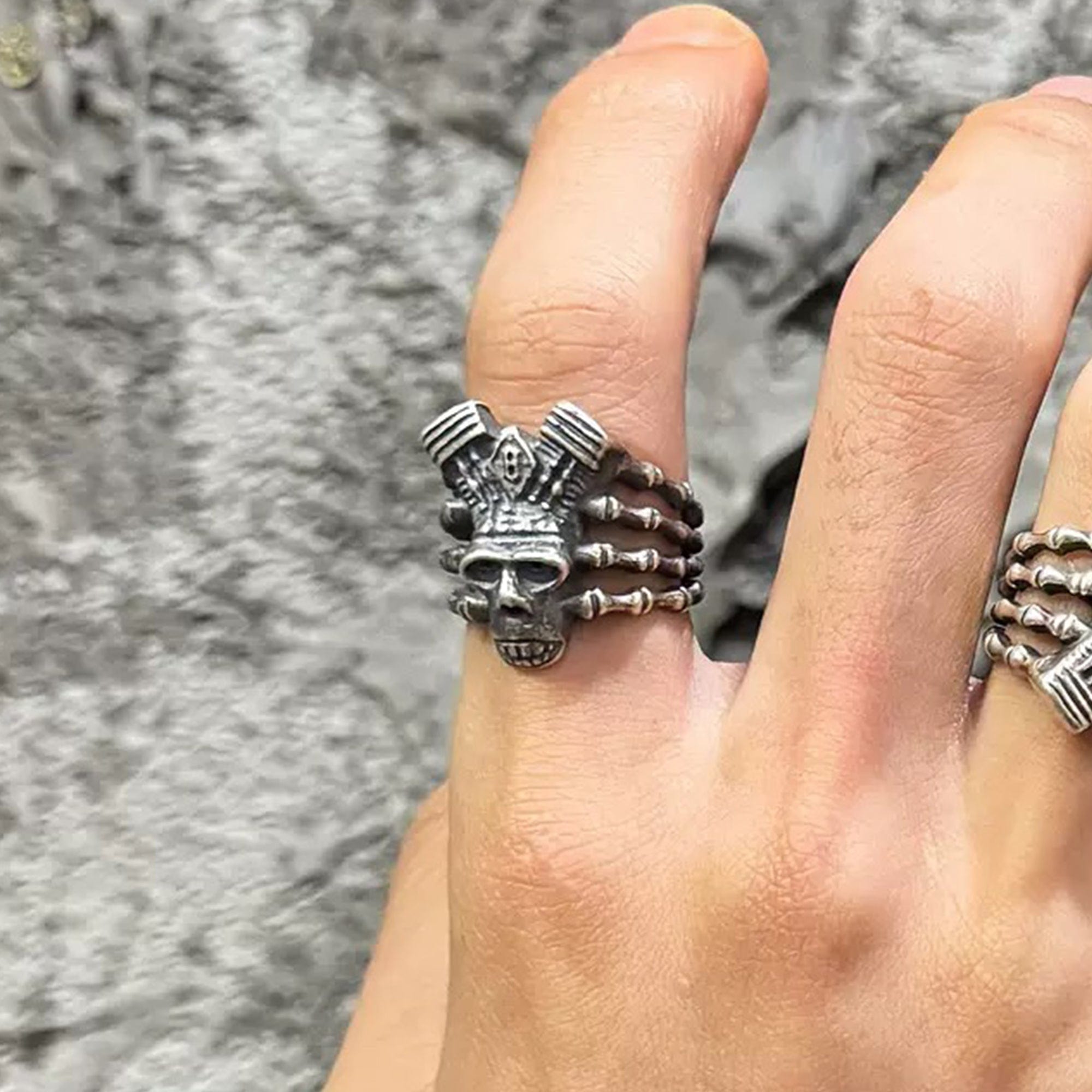ILLUSORY Demon Skull Finger Skeleton Ring