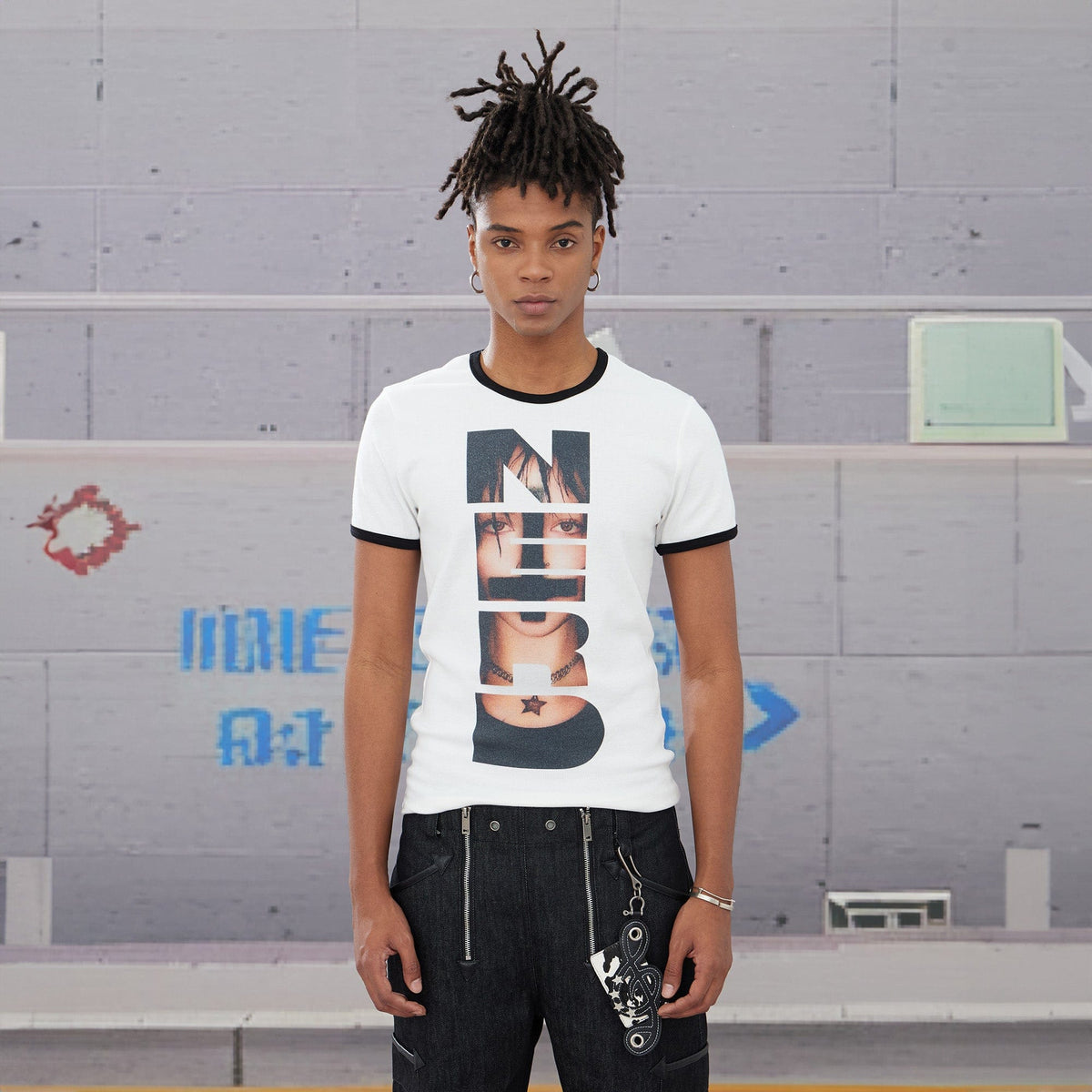 DND4DES Portrait Nerd Graphics Trim T-Shirt