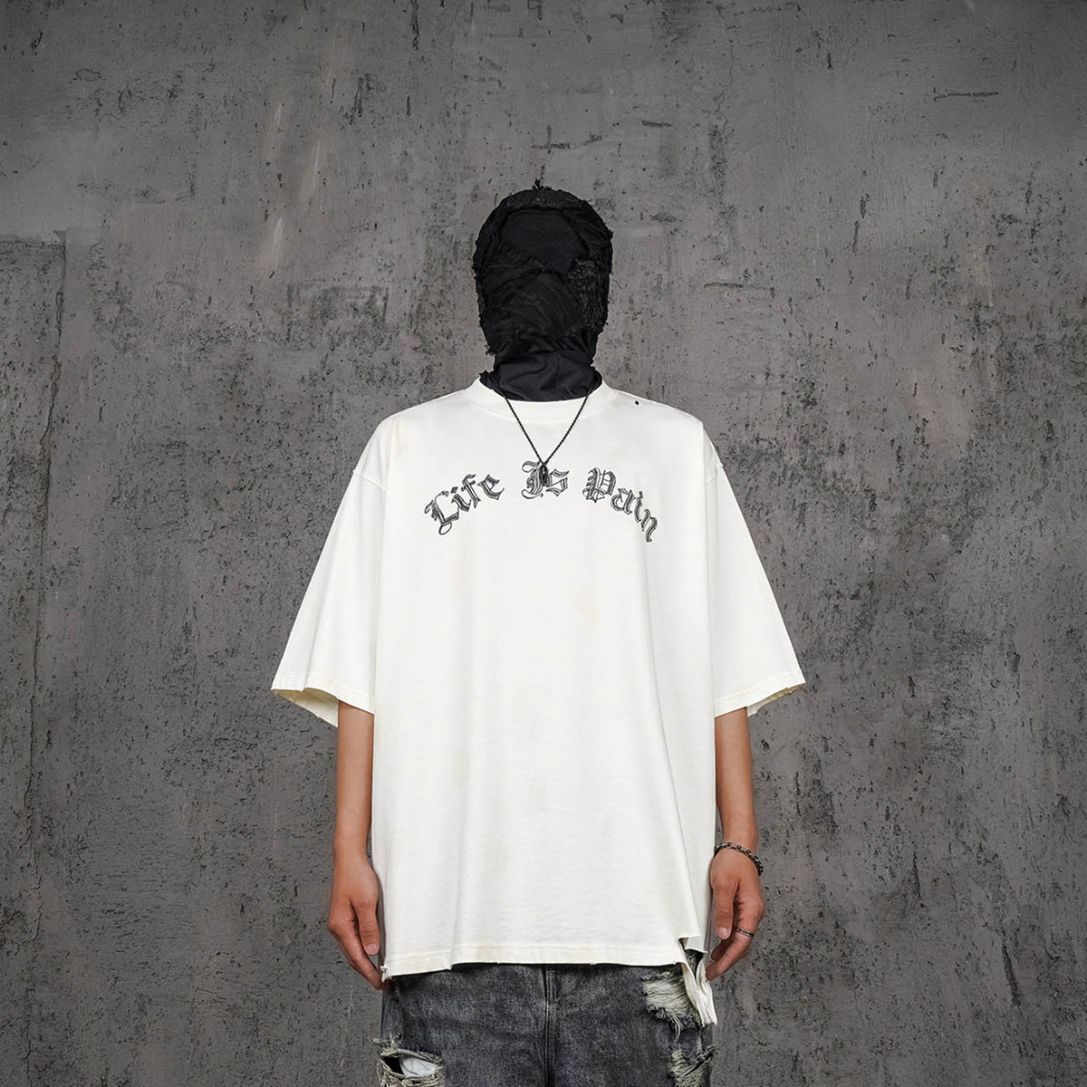 UNDERWATER Life Is Pain Slogan T-Shirt