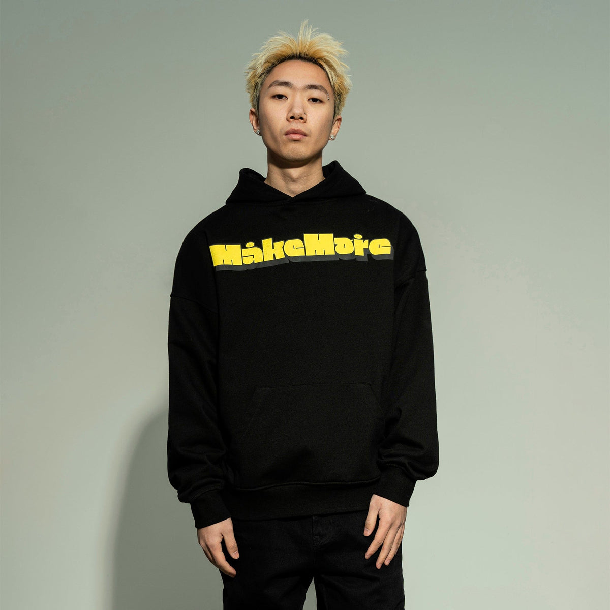 MAKEMORE Comic LOGO Hoodie