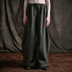 ILNya Nieternite Nifutur Crinkled Wool-Blend Voluminous Trousers