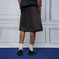 UNLIMITED MOTE Multi-Pleated Drawstring Raw-Hem Shorts