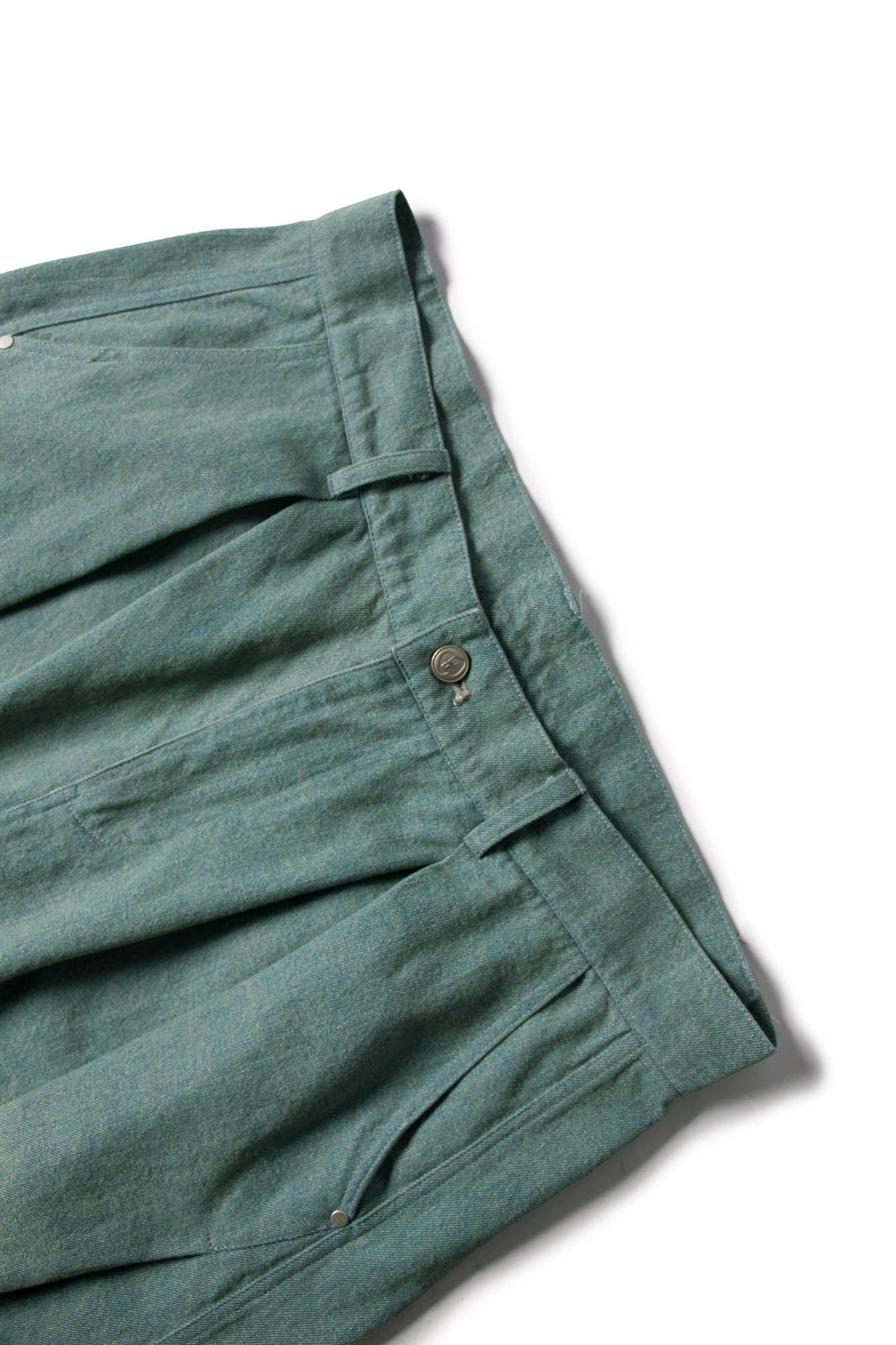 RELABEL Washed Pleated Waist Baggy Jeans