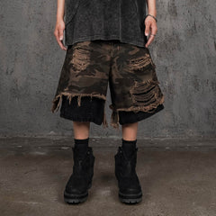 UNDERWATER Double-Layered Ripped Black Shorts Camo