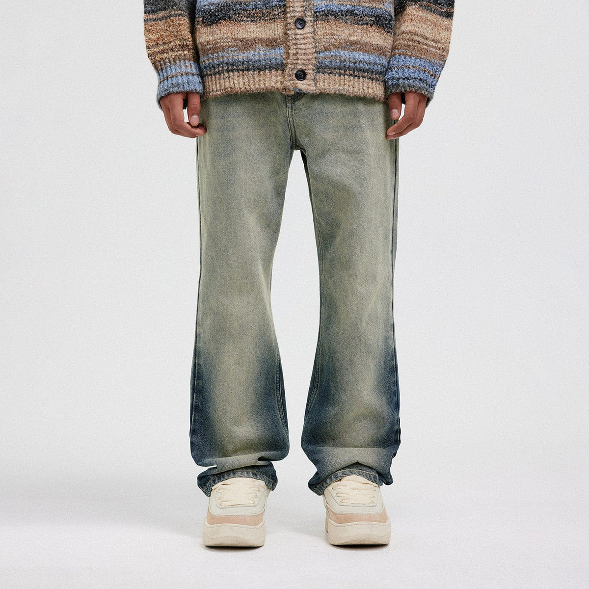 BONELESS Gradient Washed Straight Jeans
