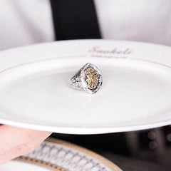 RICHILL Distressed Scissors Engraved Ring
