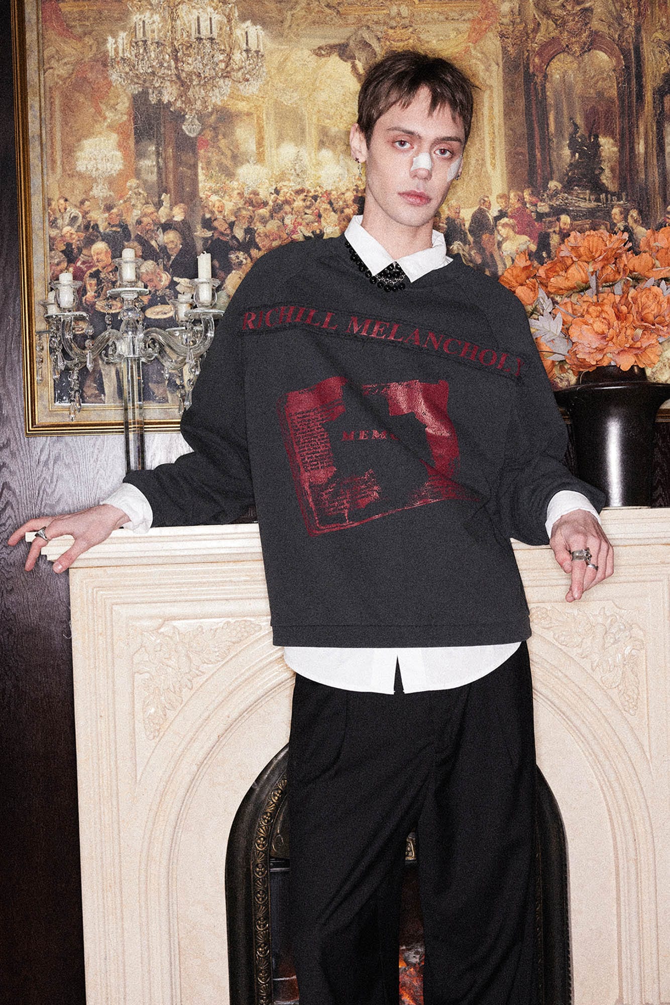 RICHILL Paneled Graphic Print Raglan Sweatshirt