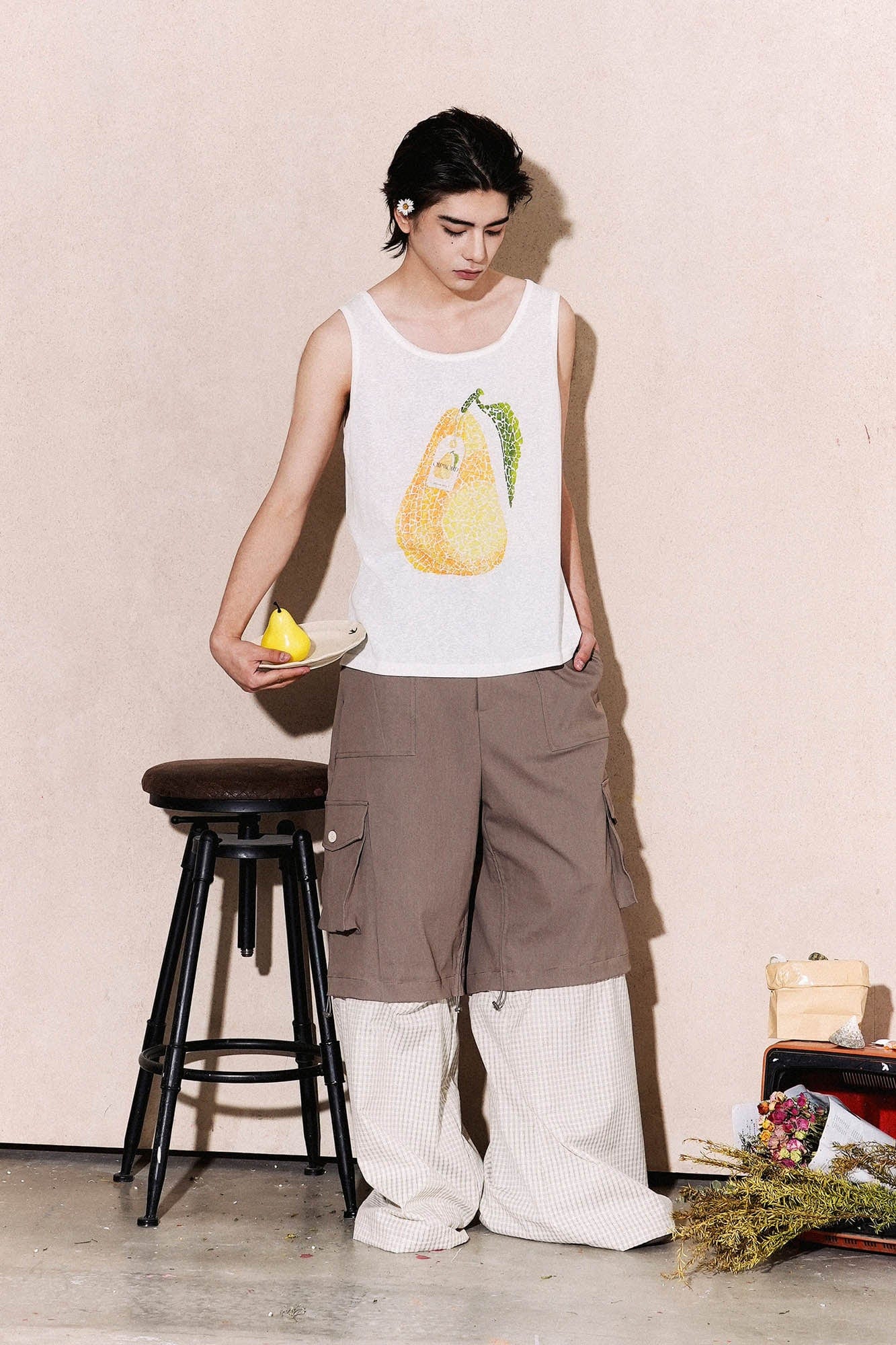 OIPWORD Mosaic Pear Graphic Tank Top