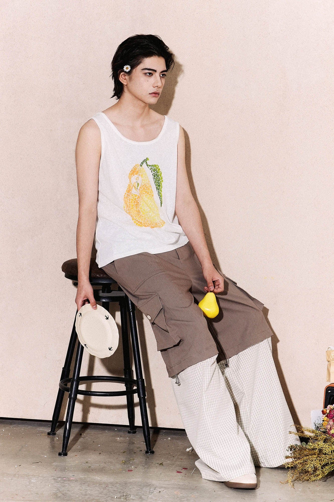 OIPWORD Mosaic Pear Graphic Tank Top