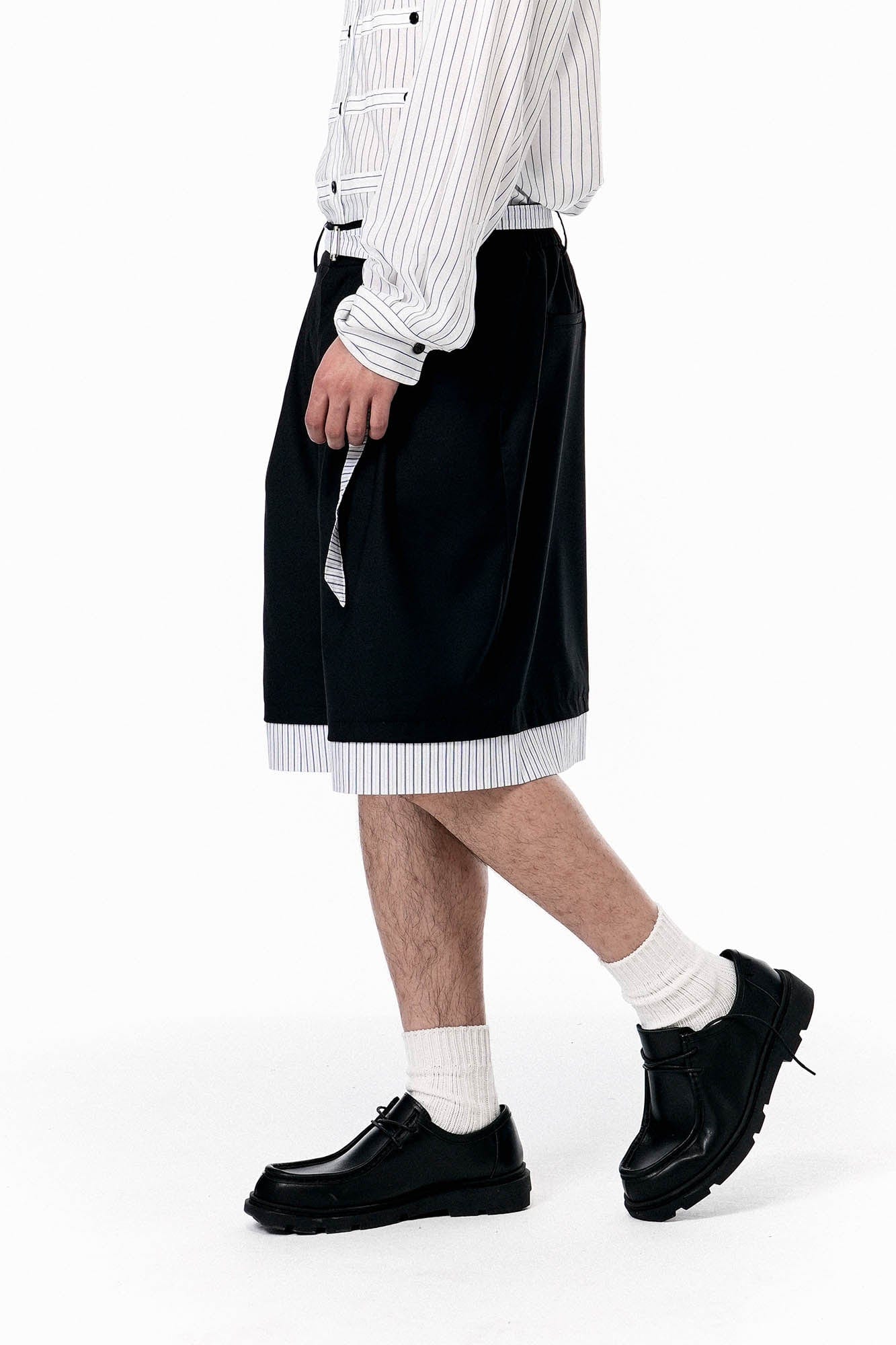 OIPWORD Panelled Stripe Hem Shorts
