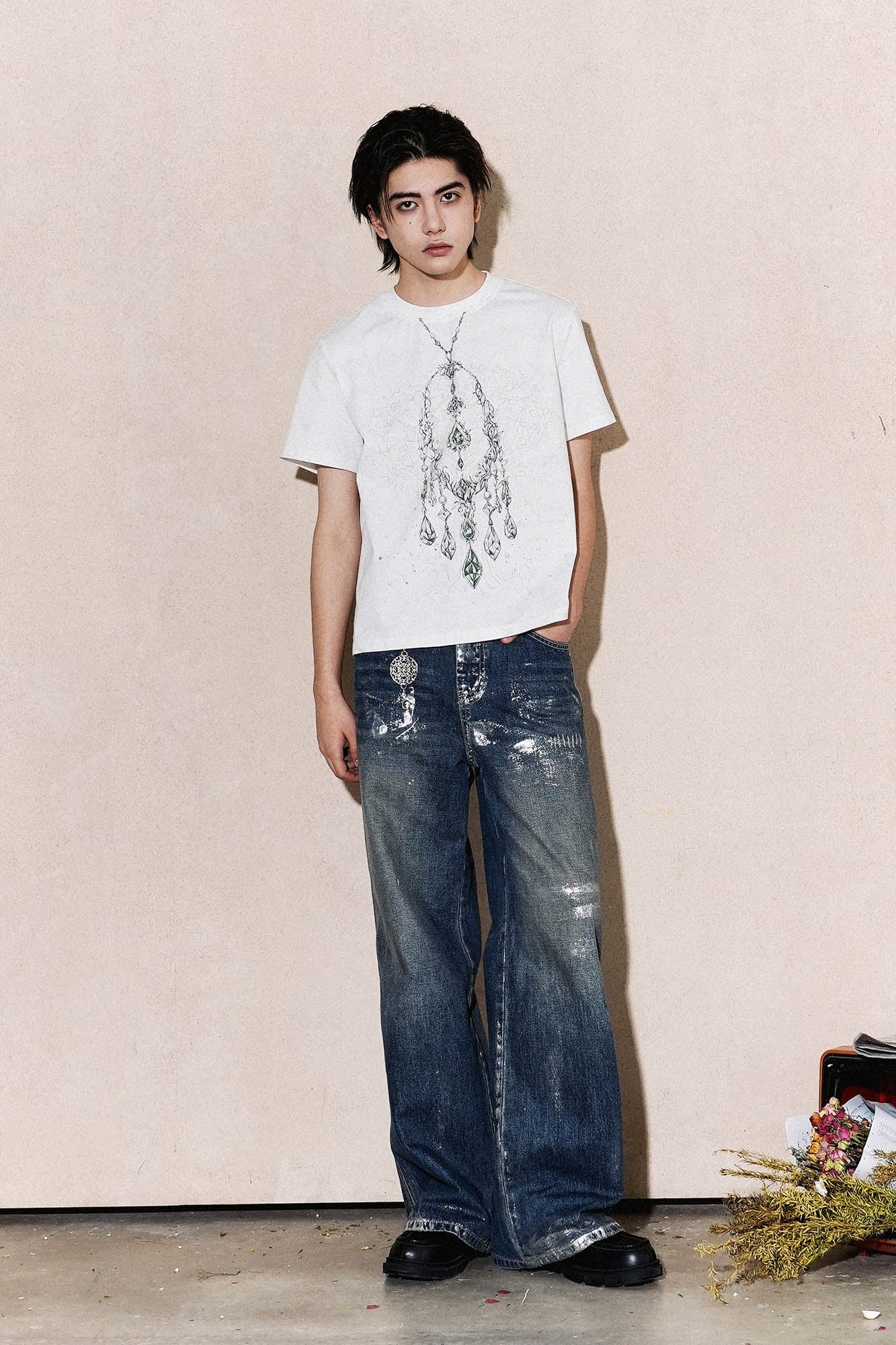OIPWORD Crystal Necklace Graphic T-Shirt