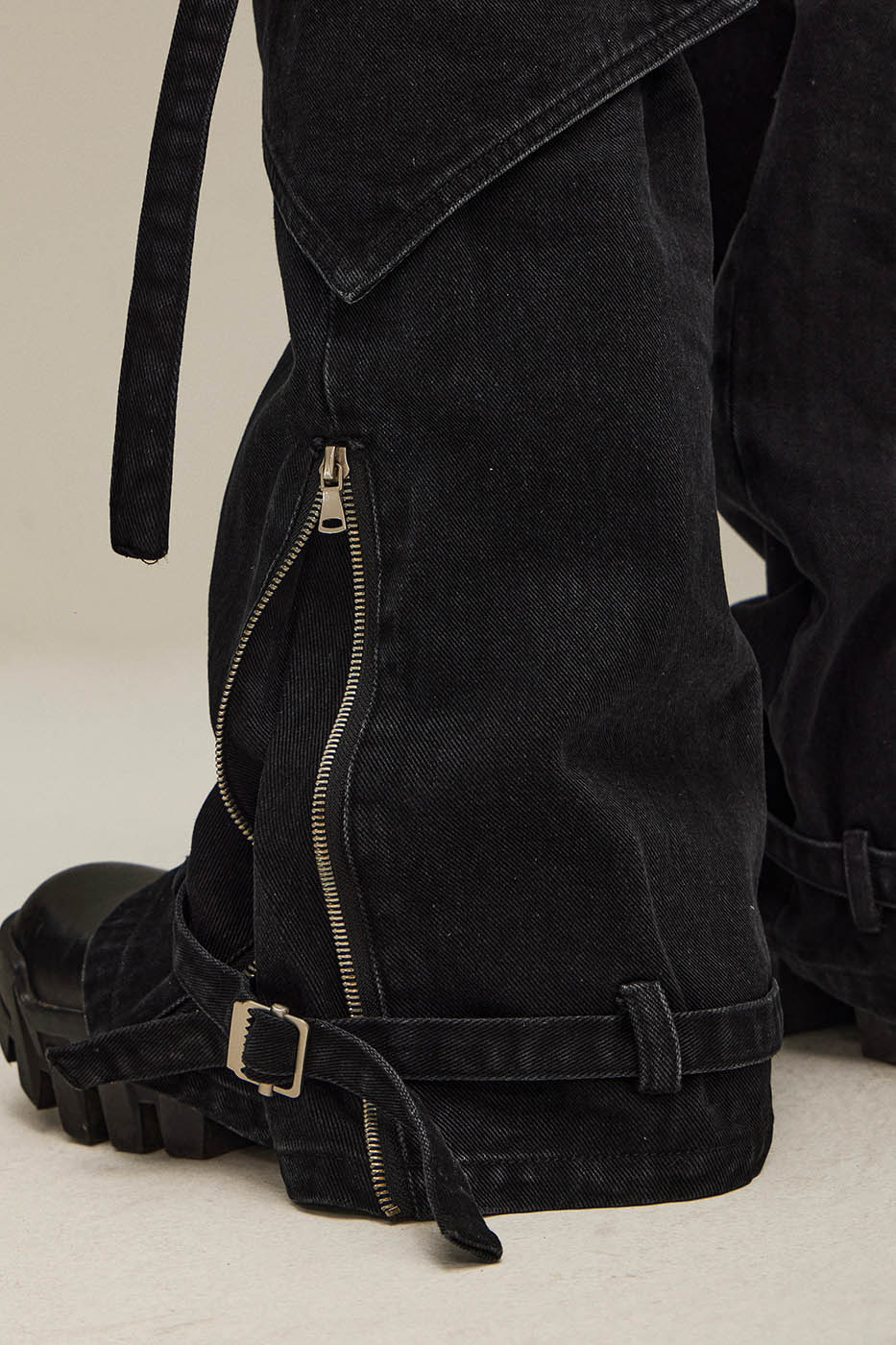 FLYERRER Spliced Faux-Layered Strap Zipper Pants