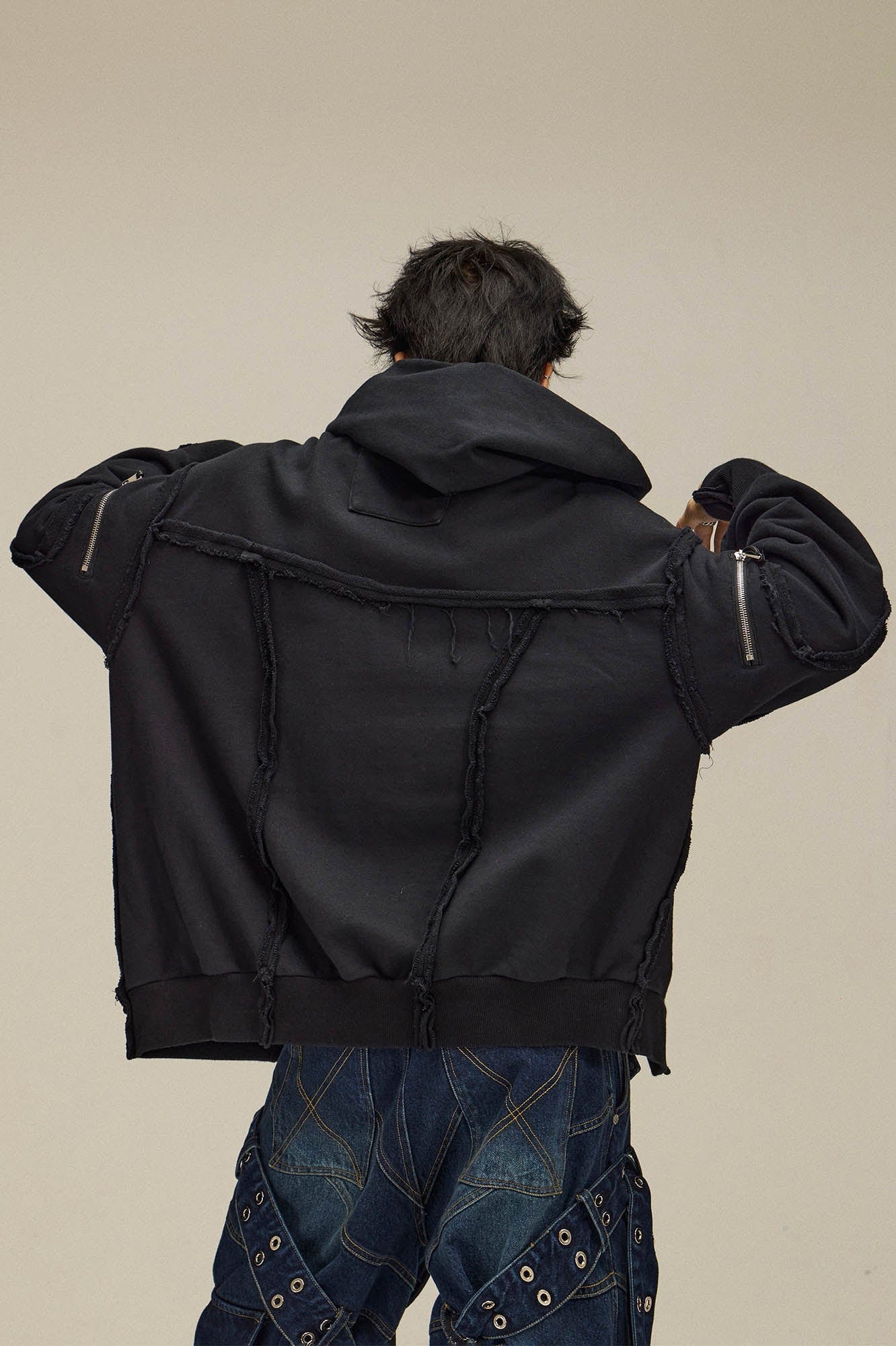 FLYERRER Asymmetrical Zip-up Frayed Hoodie