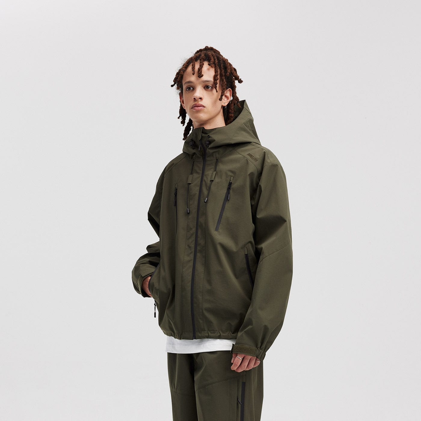 BONELESS Modern Splash-Proof Raglan Windbreaker