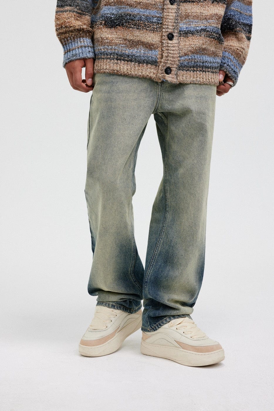 BONELESS Gradient Washed Straight Jeans