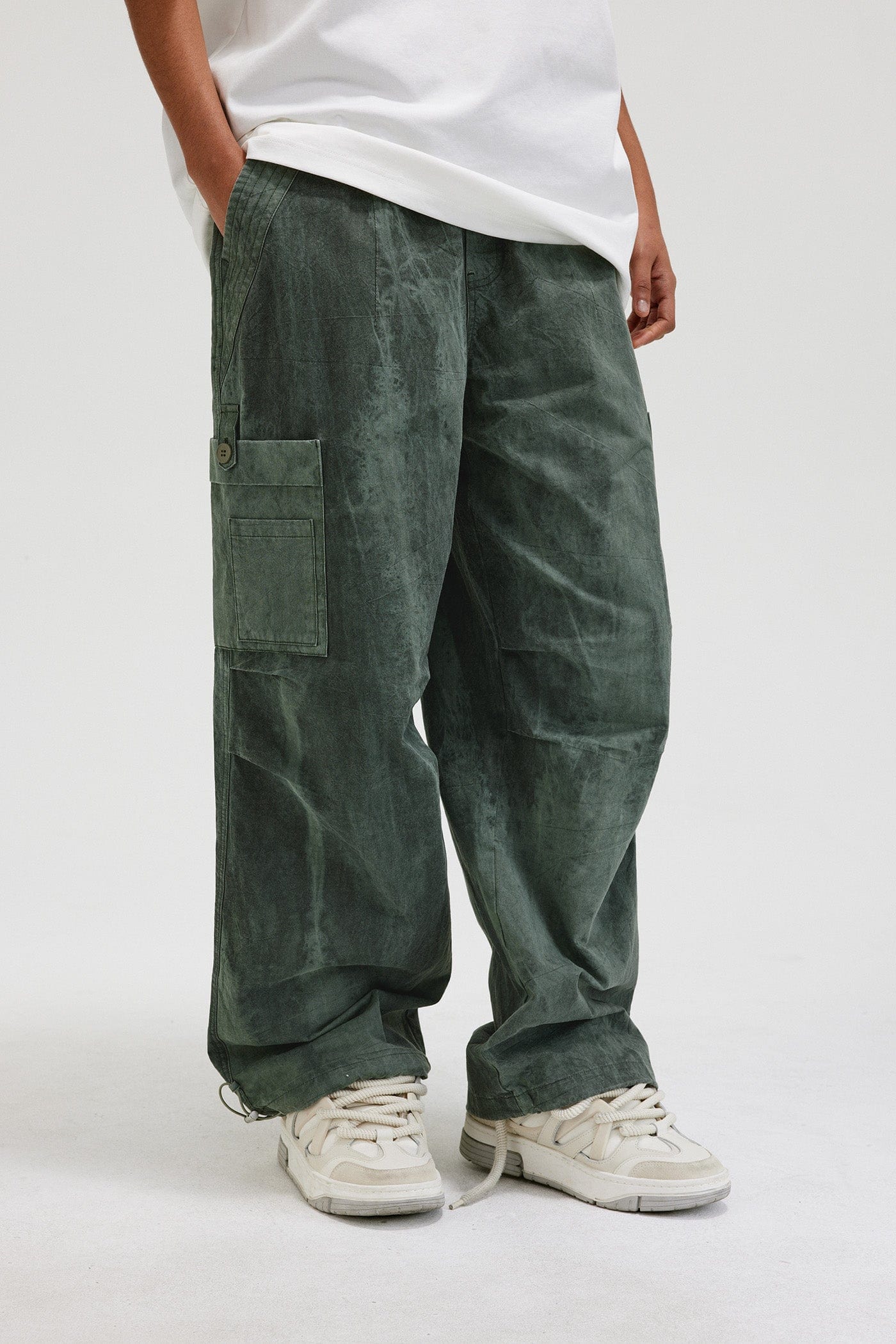BONELESS Washed Multi-Pocket Crinkled Cargo Pants