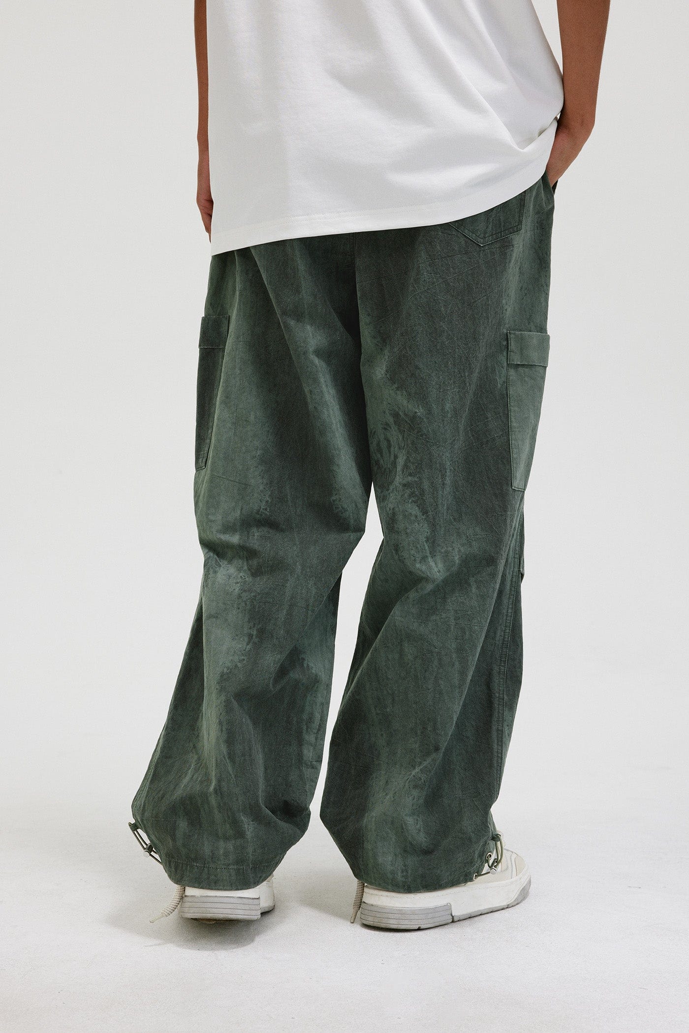 BONELESS Washed Multi-Pocket Crinkled Cargo Pants