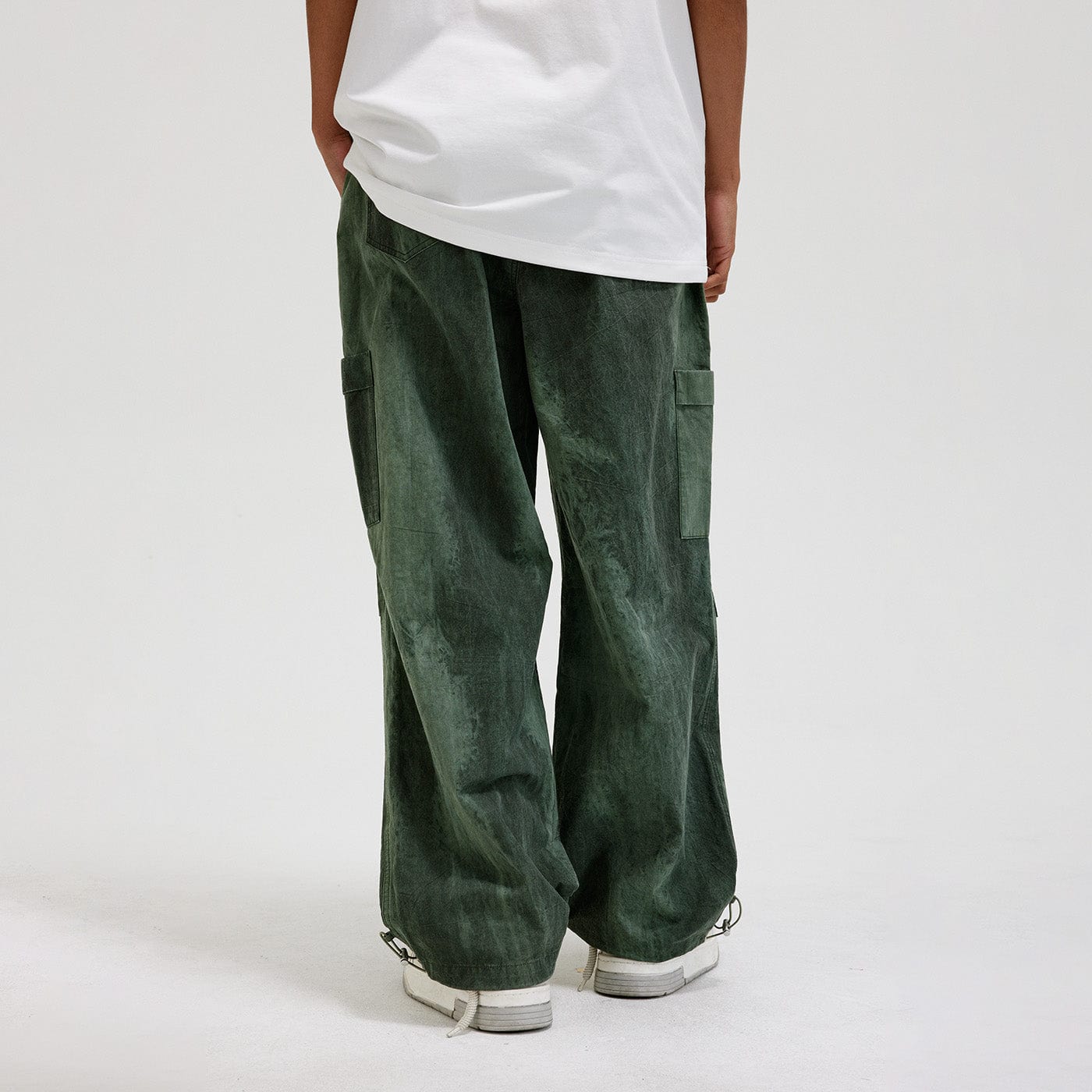 BONELESS Washed Multi-Pocket Crinkled Cargo Pants
