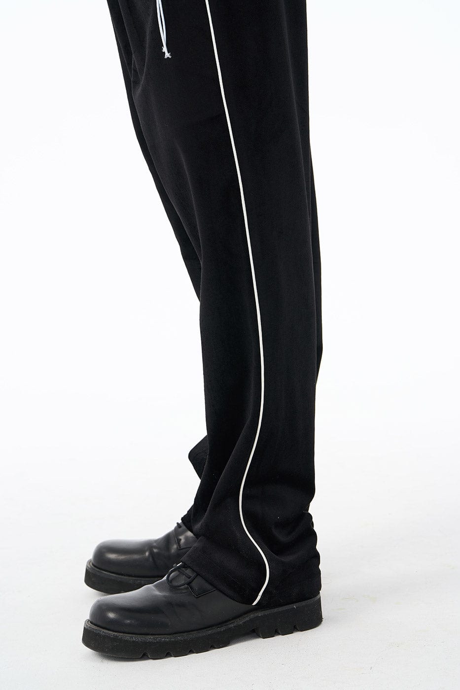 EPIC POETRY Velour Straight Pants