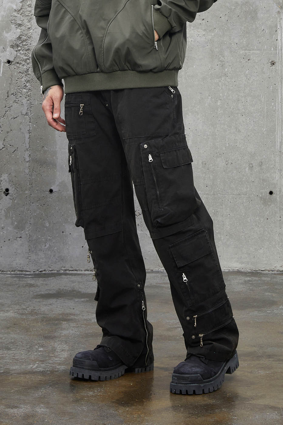 F2CE Multi-Pocket Zipper Pants