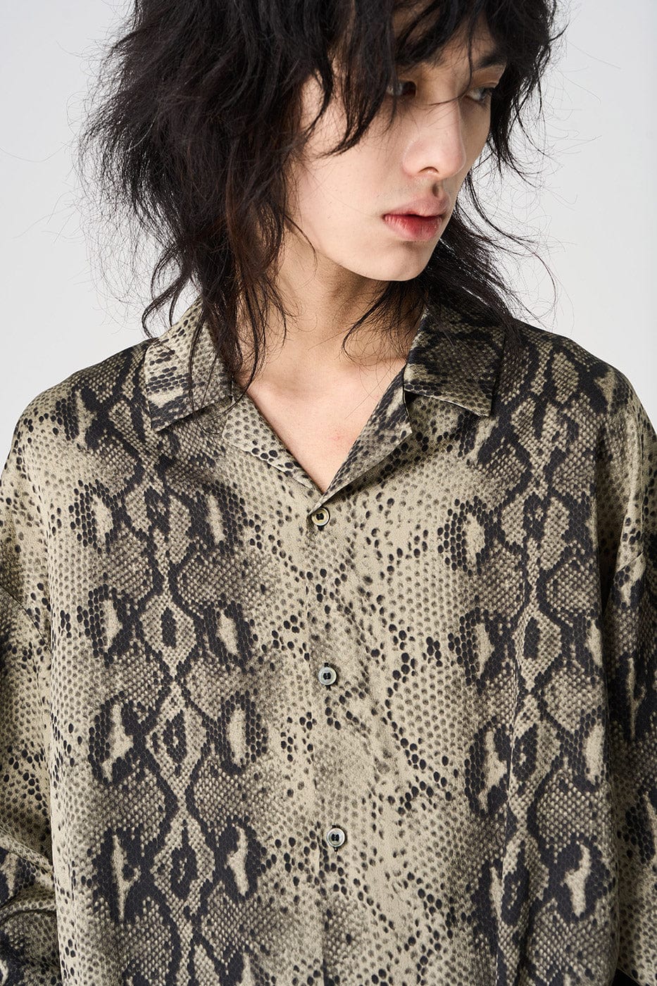 EPIC POETRY Dark Serpentine Shirt