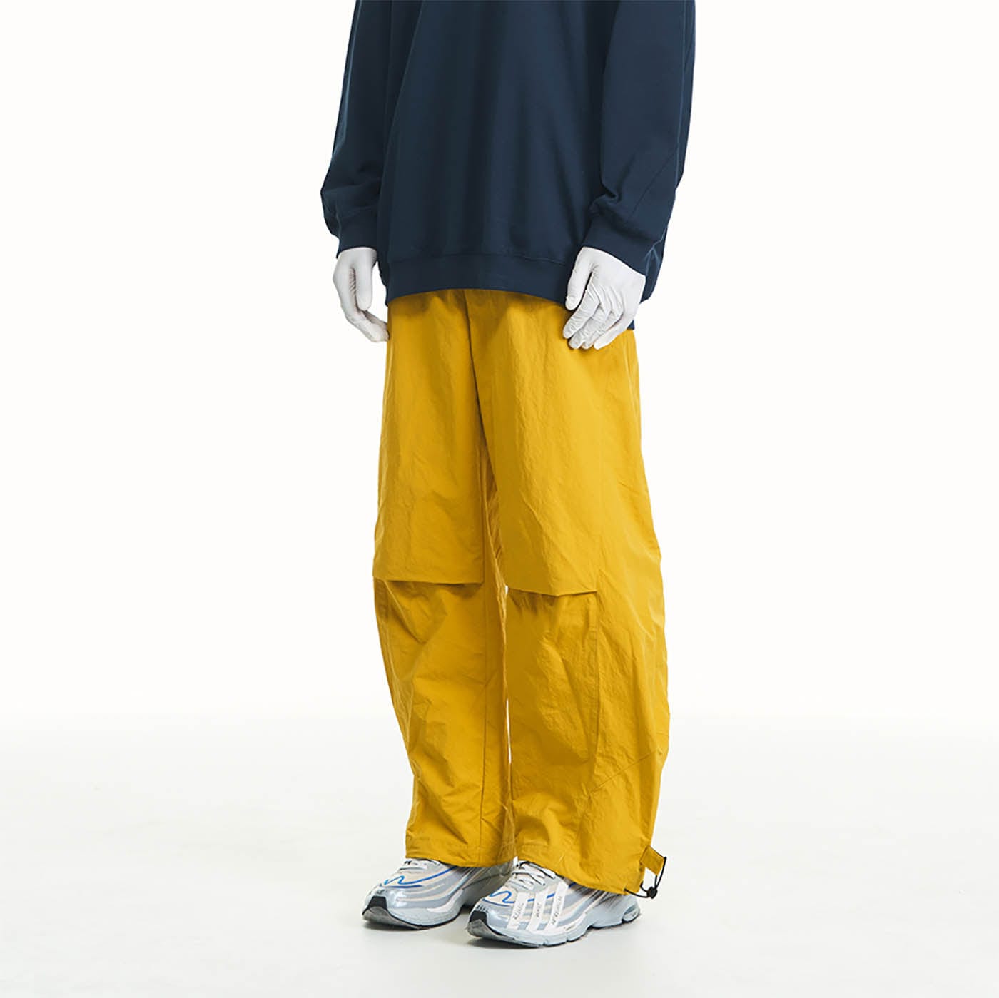 RELABEL Pleated Spliced Parachute Pants