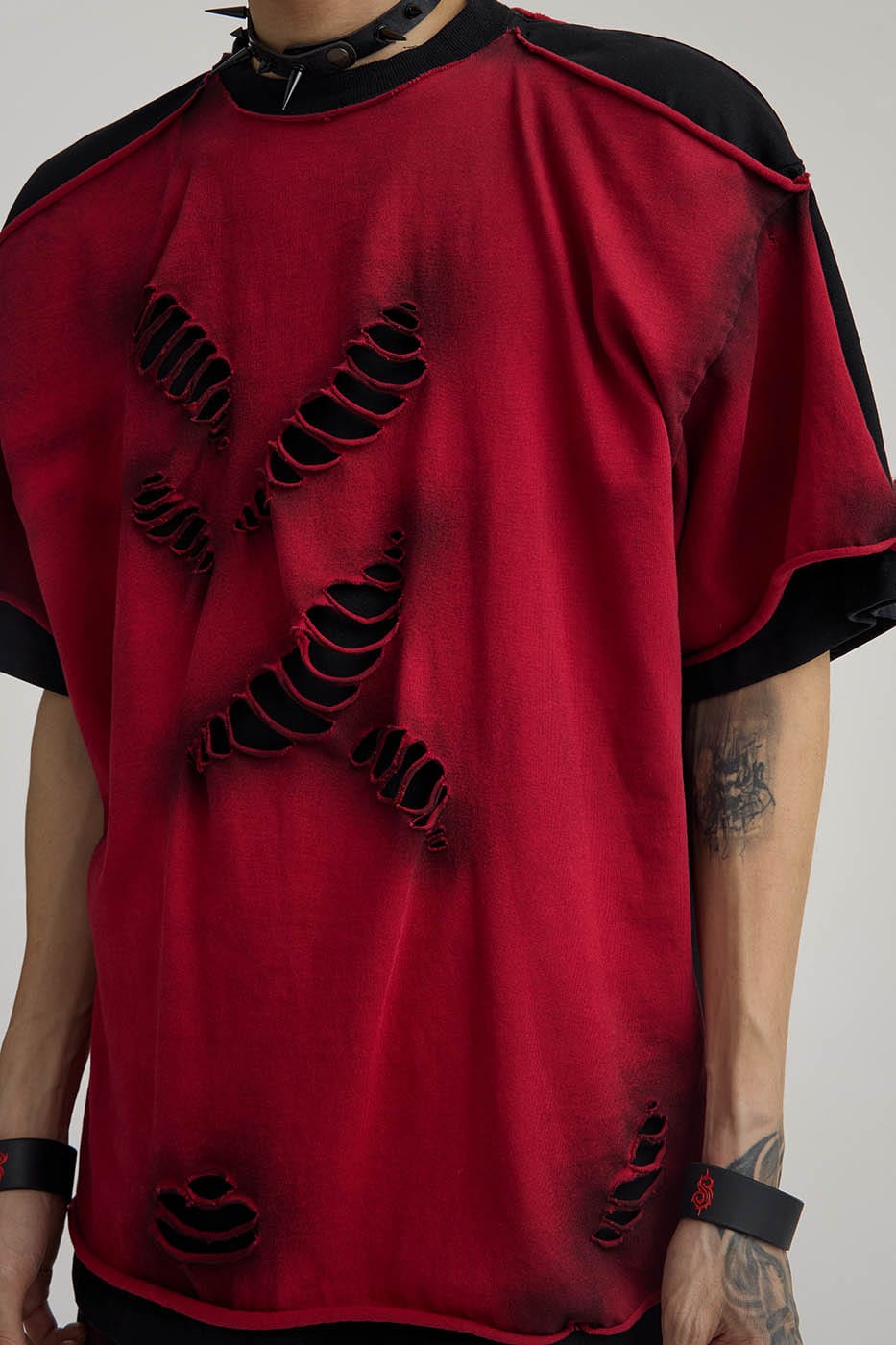 FLYERRER Double-Layered Ripped T-Shirt Red