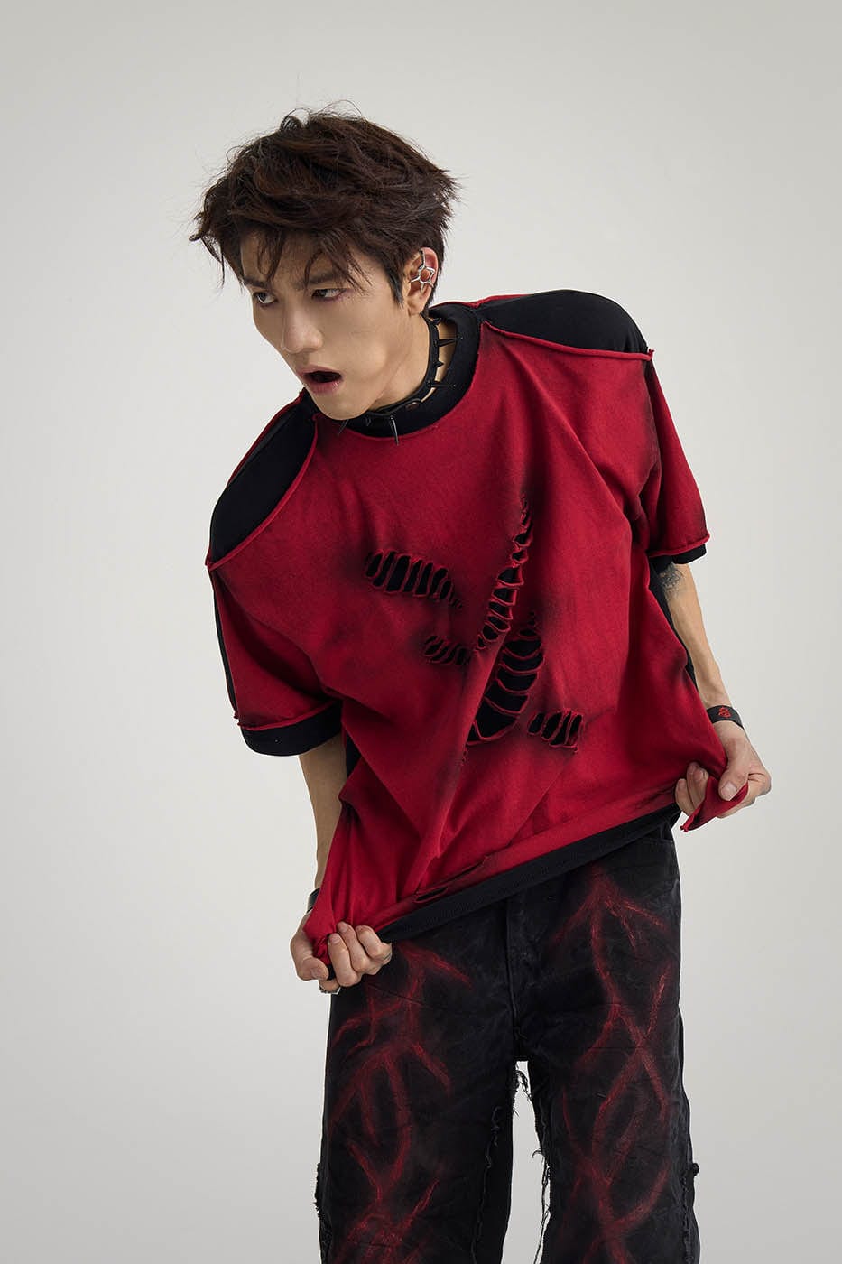 FLYERRER Double-Layered Ripped T-Shirt Red