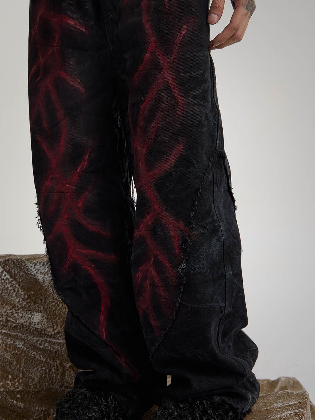 FLYERRER Spliced Raw Edge Doodle Wrinkled Jeans