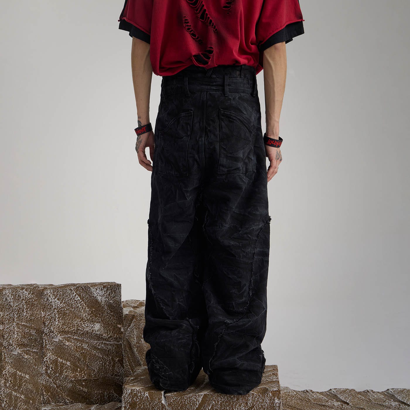 FLYERRER Spliced Raw Edge Doodle Wrinkled Jeans