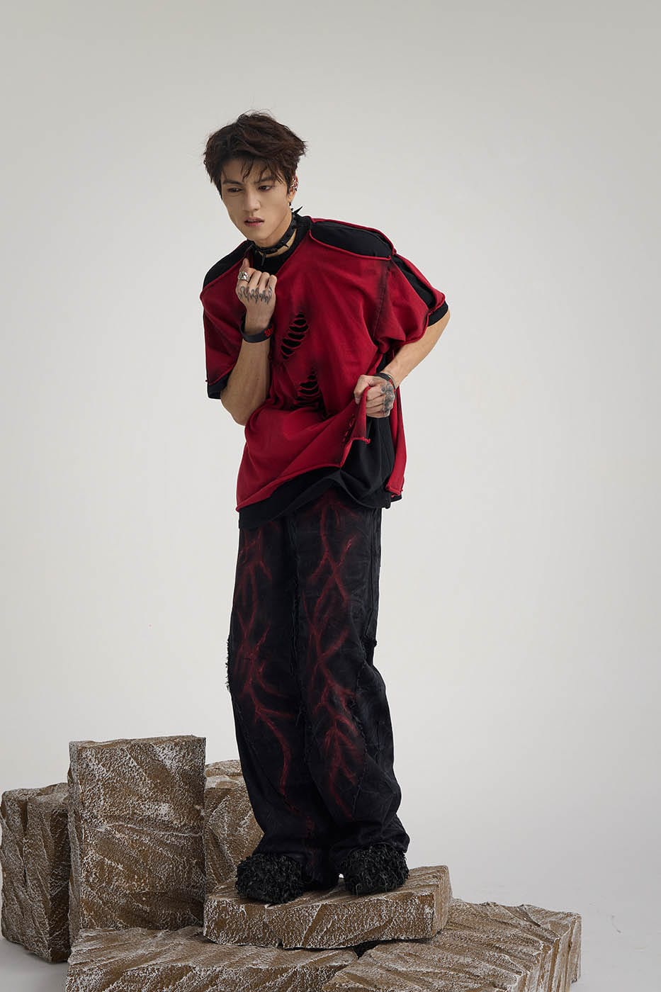 FLYERRER Spliced Raw Edge Doodle Wrinkled Jeans