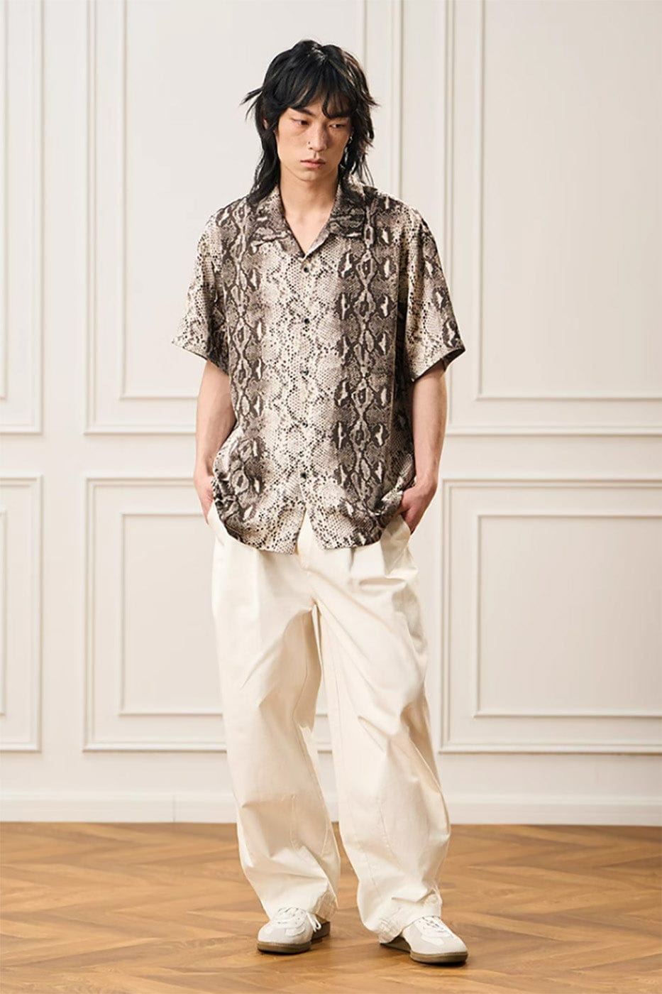 EPIC POETRY Dark Serpentine Half Shirt