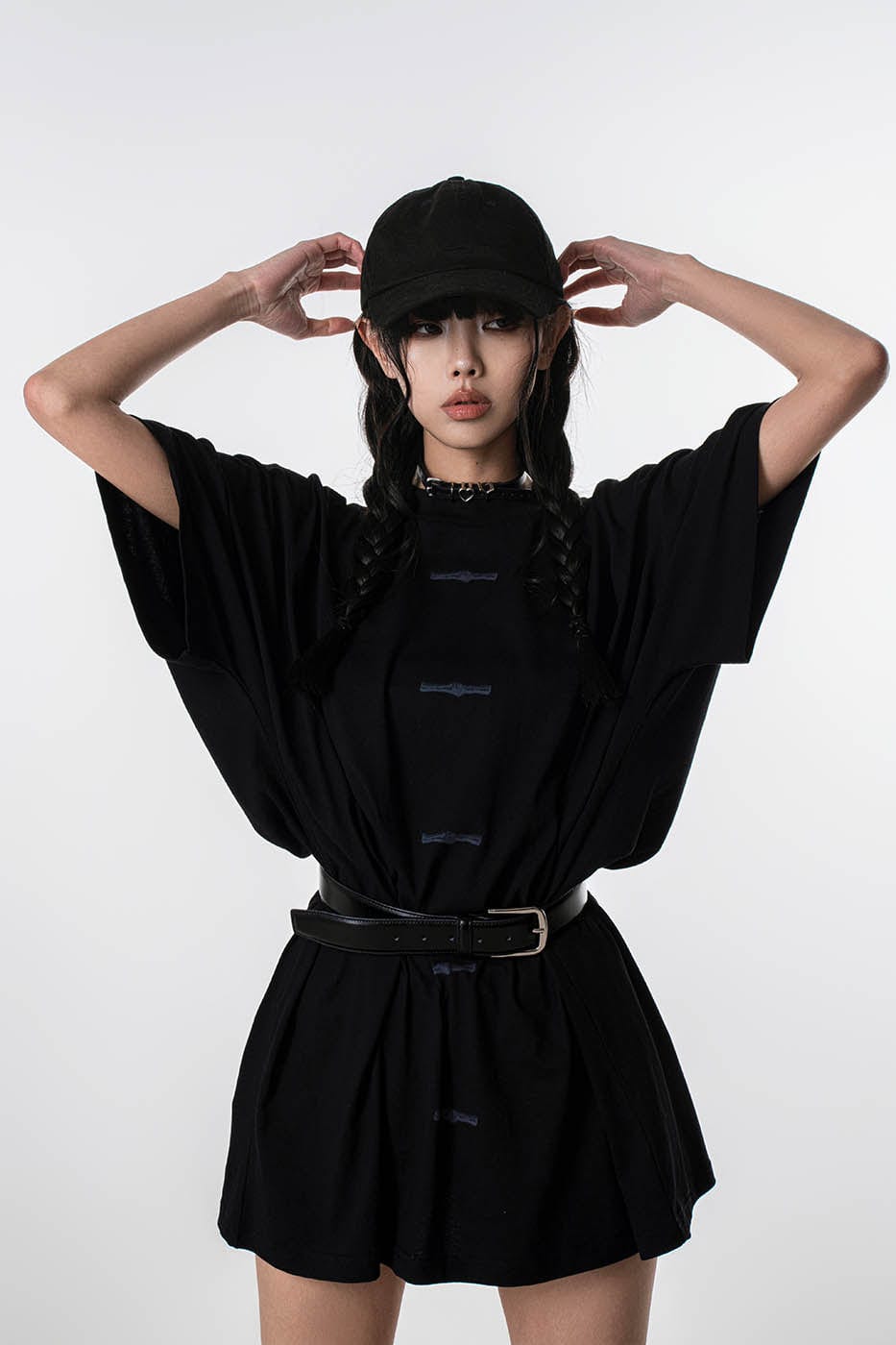 REDH Chinese Button Graphic T-shirt