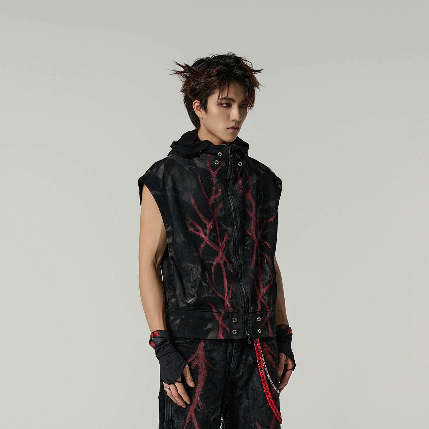 FLYERRER Blood Vessels Distressed Vest