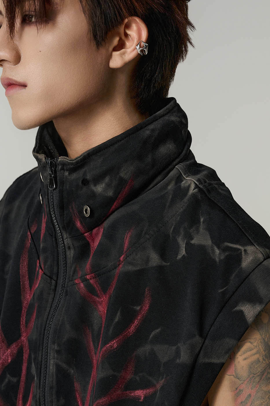 FLYERRER Blood Vessels Distressed Vest