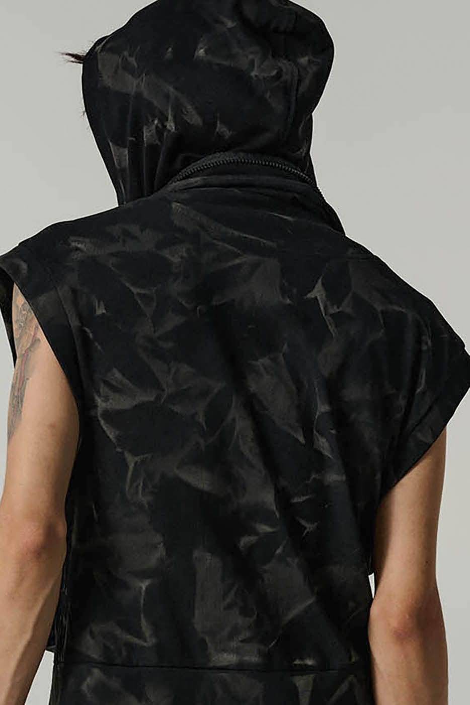 FLYERRER Blood Vessels Distressed Vest