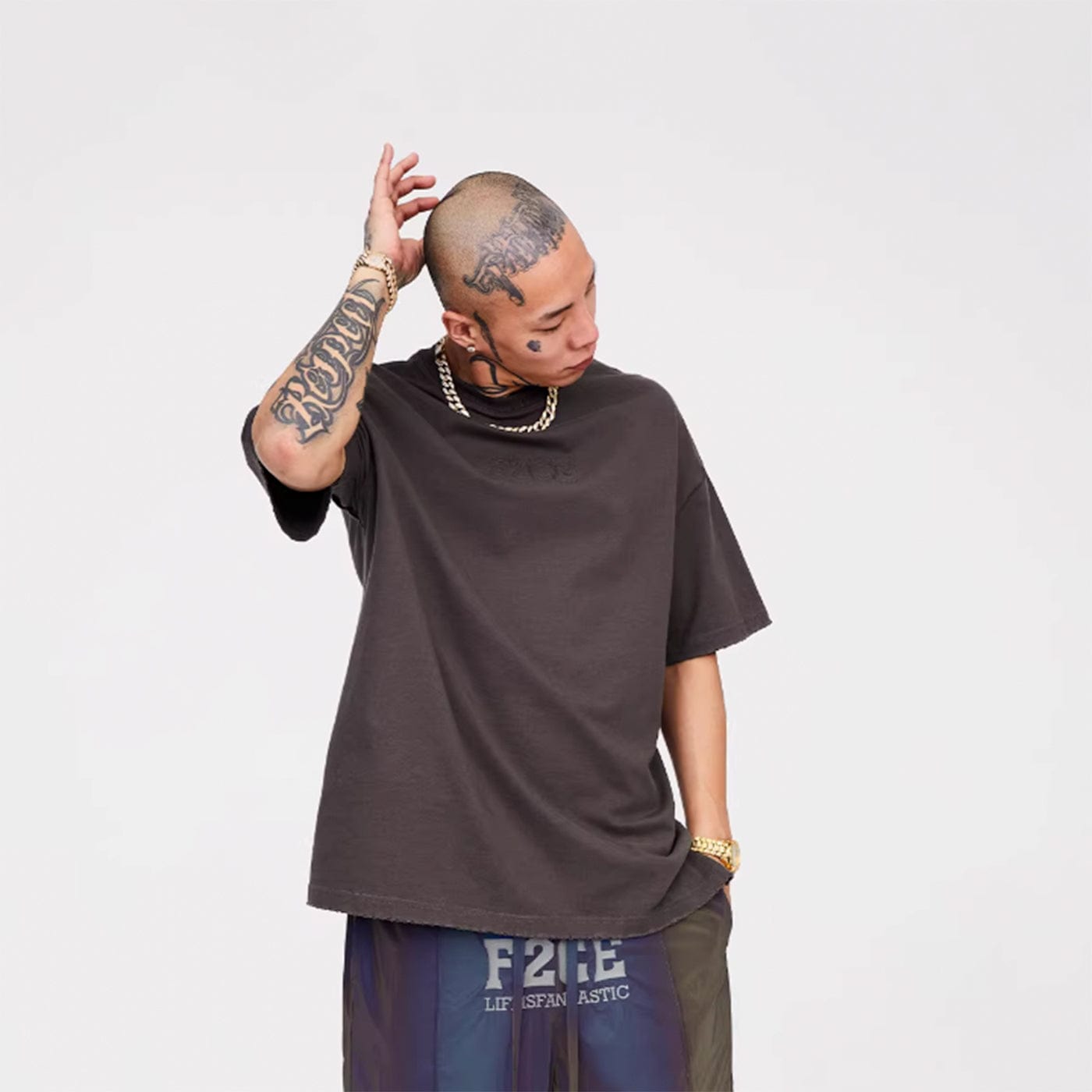 F2CE Essential Embossed LOGO Reversed T-Shirt