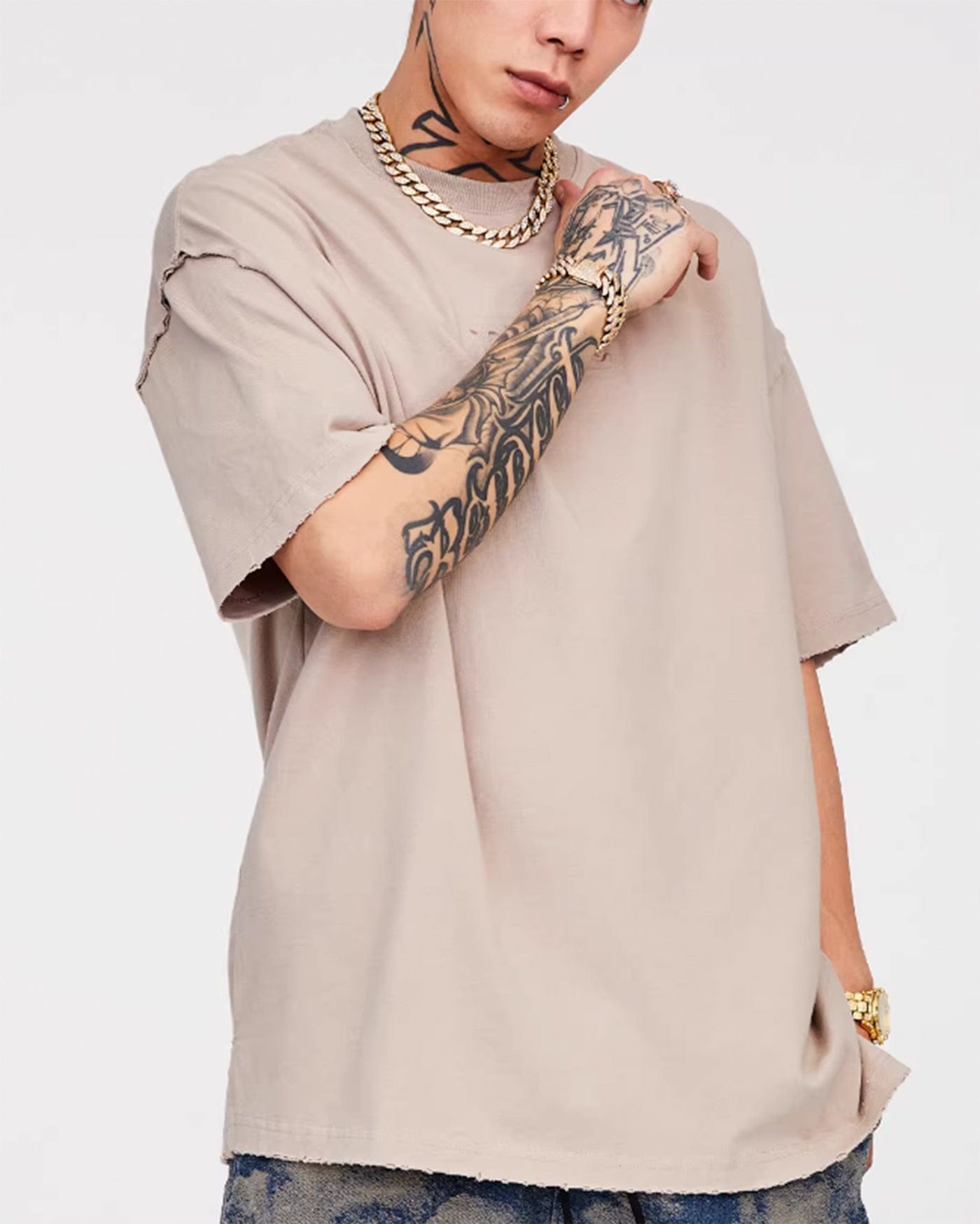 F2CE Essential Embossed LOGO Reversed T-Shirt
