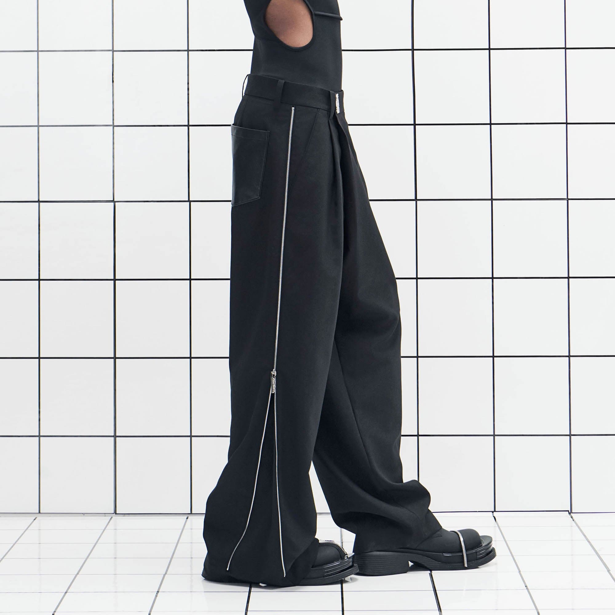 455EMBLE Side-Zip Asymmetrical PU-Pocket Pants