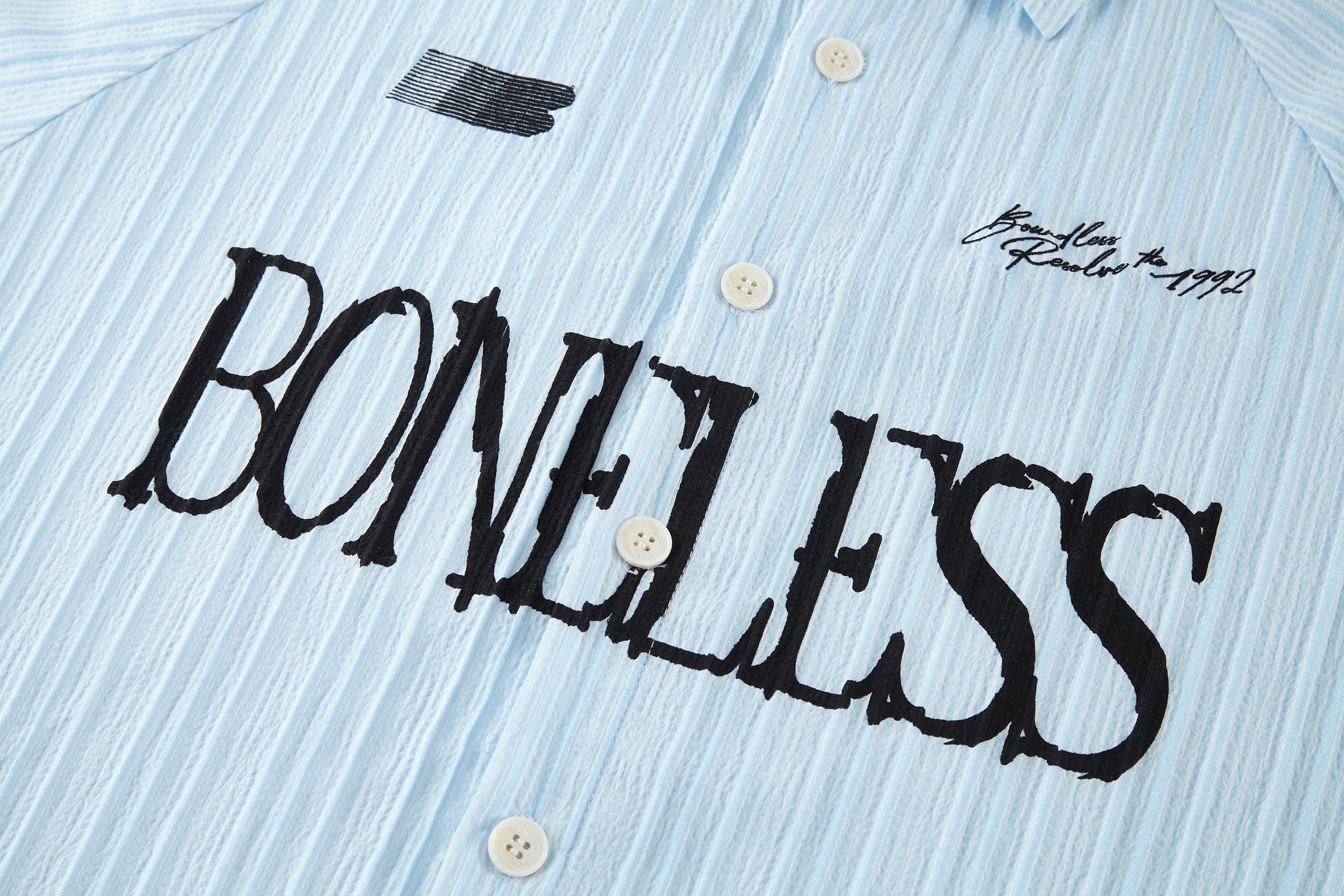 BONELESS Pinstriped Seersucker Raglan Half Shirt