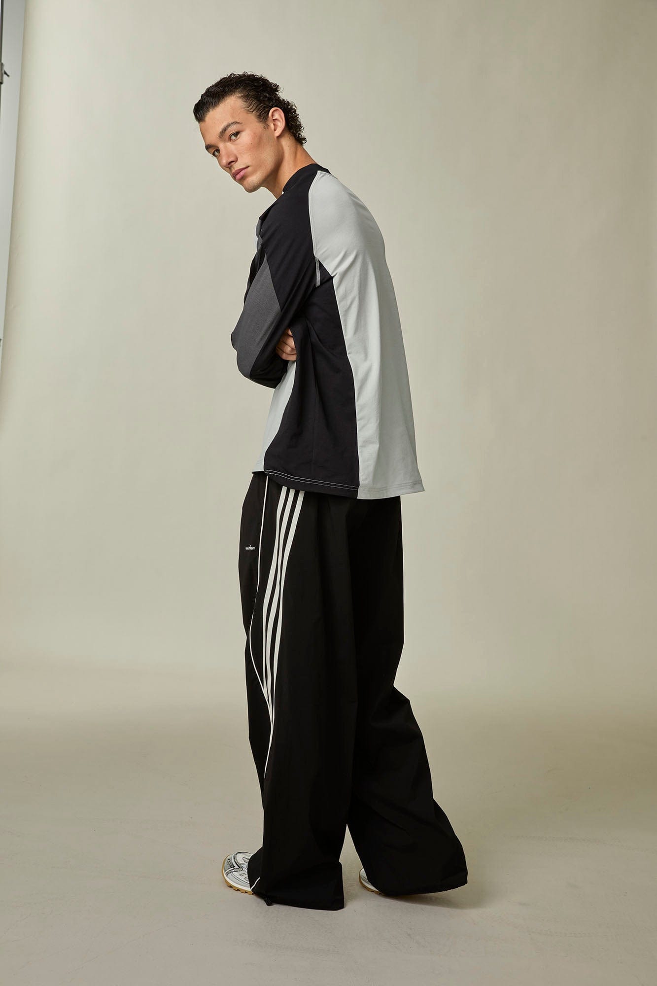 UMAMIISM Contrast Half-Zip Quick-Dry Training Jersey