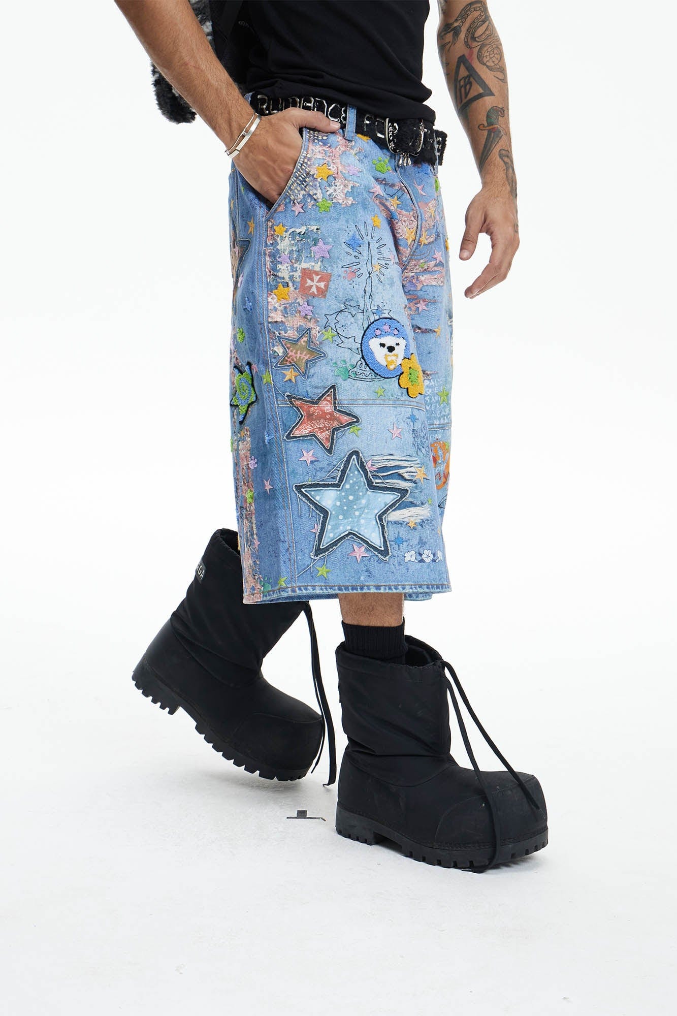DND4DES Star Graffiti Patchwork Cartoon Denim Oversized Shorts