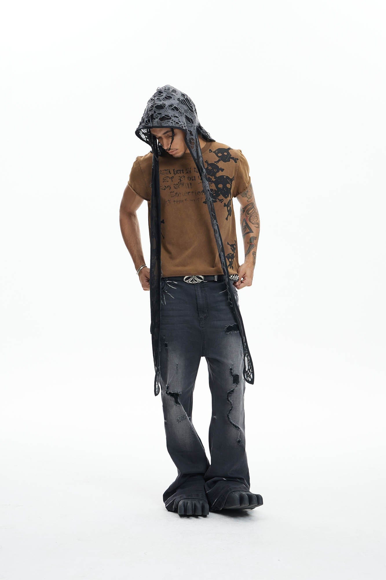DND4DES Distressed Skull Graphic T-Shirt