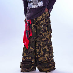 REDH Detachable Multi-Pocket Camo Oversized Cargo Pants