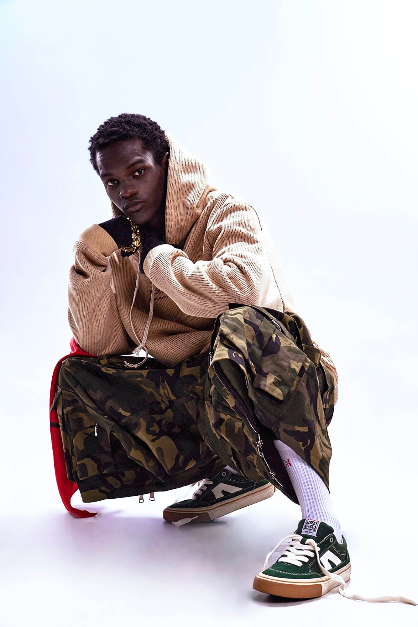 REDH Detachable Multi-Pocket Camo Oversized Cargo Pants